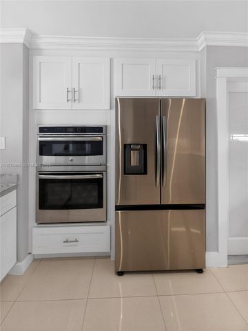 3608 Cleveland St, Hollywood, FL 33021