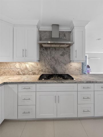 3608 Cleveland St, Hollywood, FL 33021