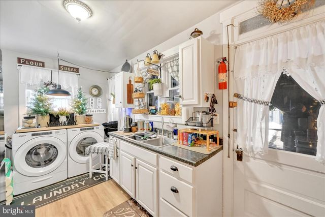 306 N STATE ST, Ephrata, PA 17522