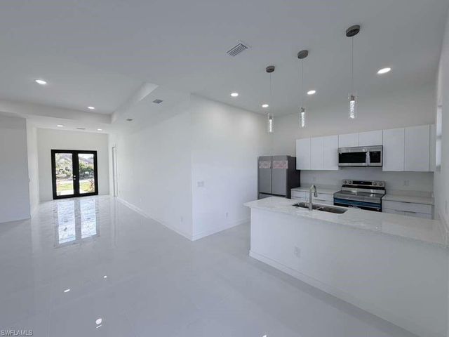 477 Rayford ST, Lehigh Acres, FL 33974