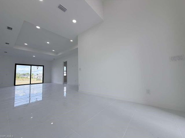 477 Rayford ST, Lehigh Acres, FL 33974