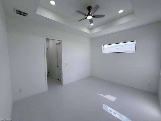 477 Rayford ST, Lehigh Acres, FL 33974