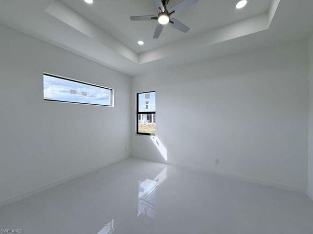 477 Rayford ST, Lehigh Acres, FL 33974