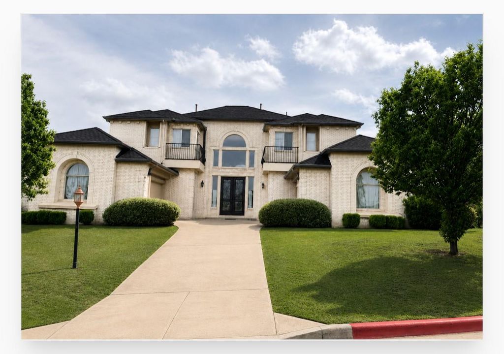 404 Aria DR, Austin, TX 78738