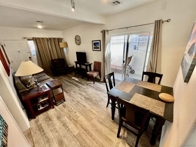 6628 La Jolla Blvd., La Jolla, CA 92037