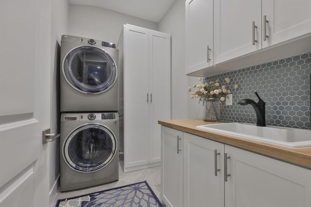 8462 IVY STARK BOULEVARD, Wesley Chapel, FL 33545