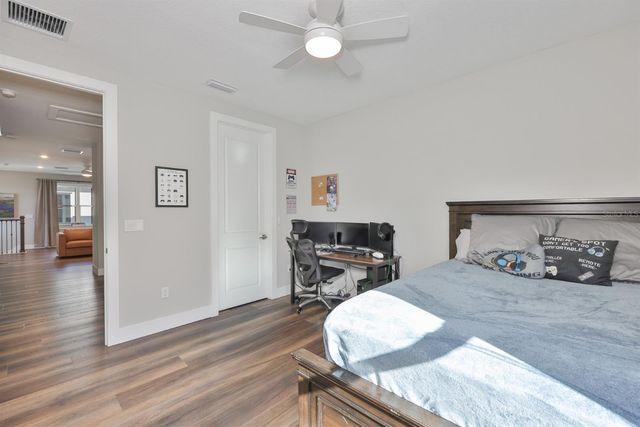 8462 IVY STARK BOULEVARD, Wesley Chapel, FL 33545