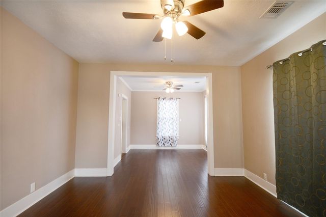 407 N Chappell Hill Street, Brenham, TX 77833