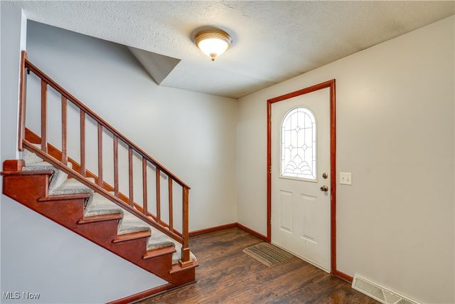 8499 Sherri Avenue NW, Canal Fulton, OH 44614