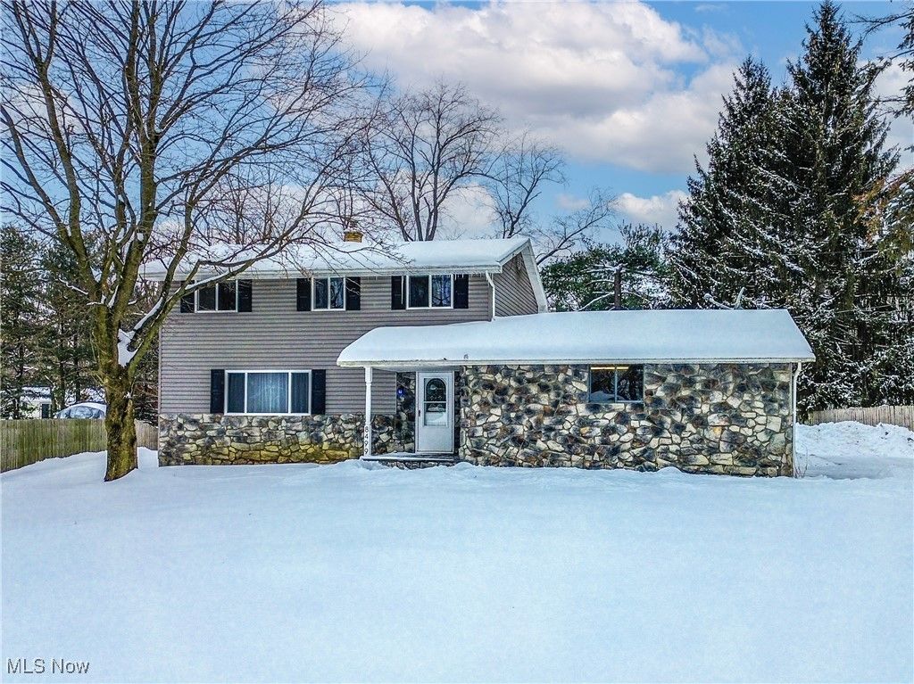 8499 Sherri Avenue NW, Canal Fulton, OH 44614