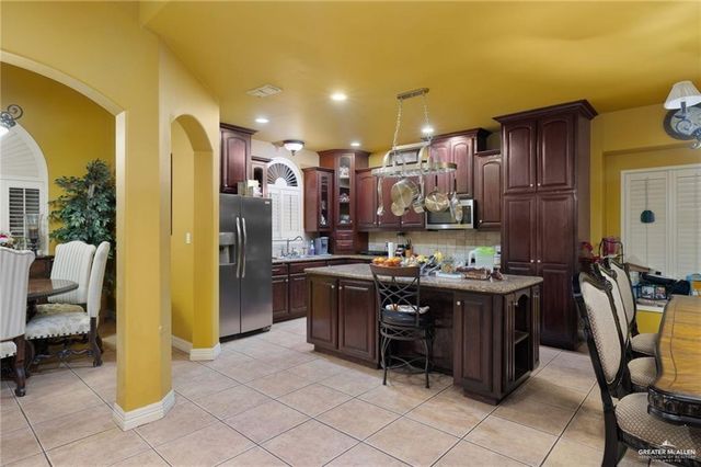 4802 N 29th Lane, Mcallen, TX 78504