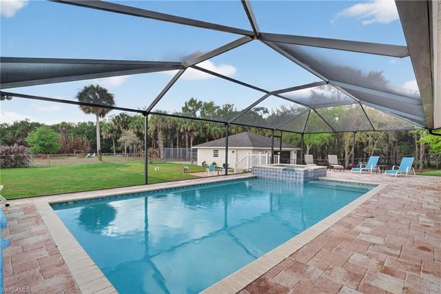 3886 24th AVE SE, Naples, FL 34117