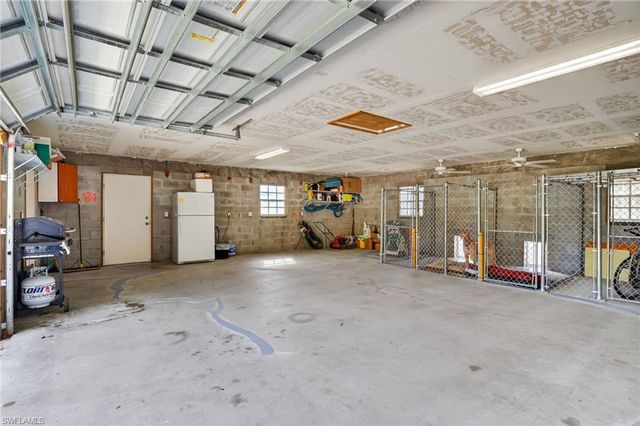 3886 24th AVE SE, Naples, FL 34117