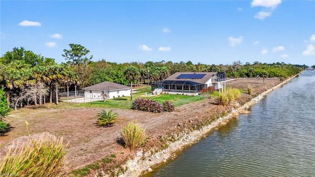 3886 24th AVE SE, Naples, FL 34117