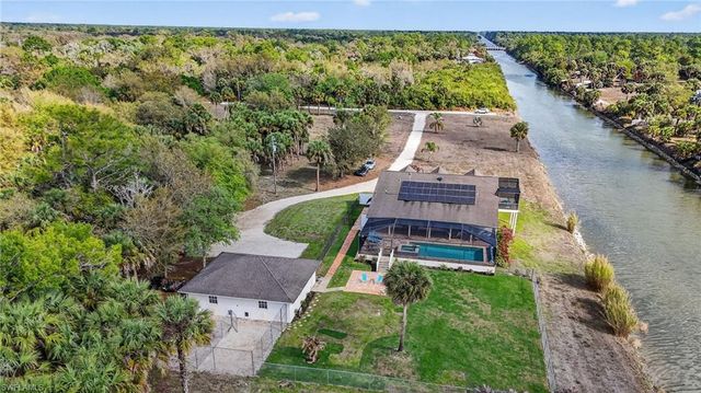 3886 24th AVE SE, Naples, FL 34117