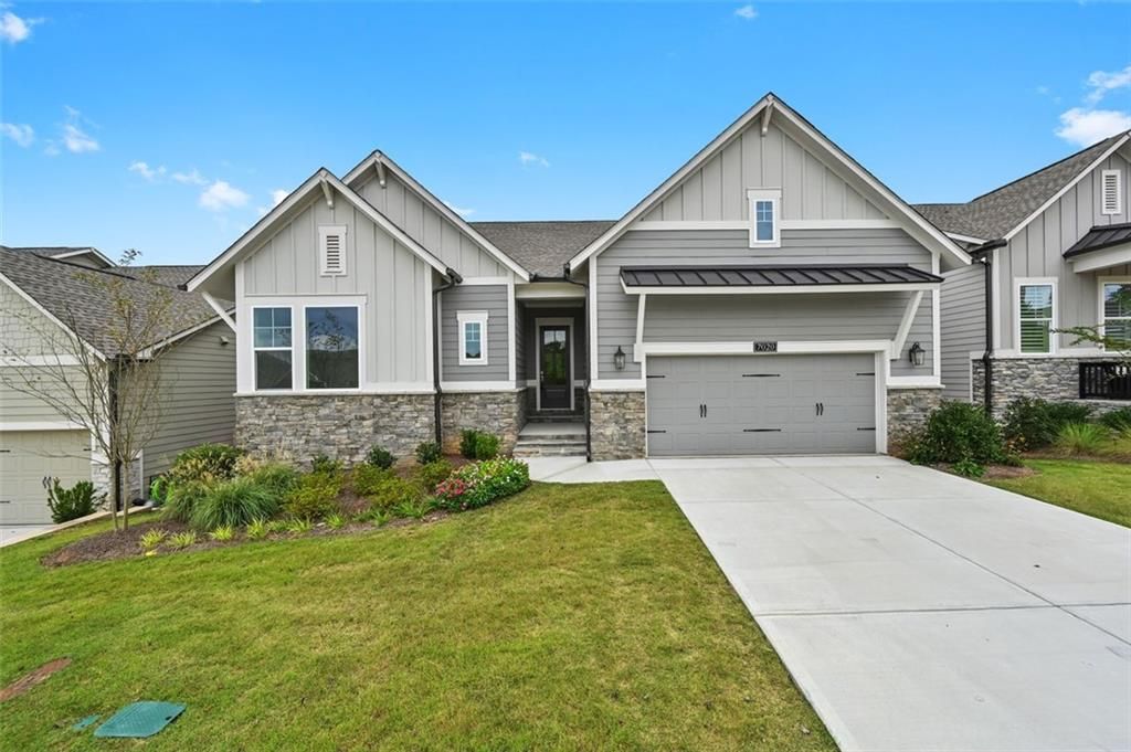 7020 COTTAGE GROVE Drive, Flowery Branch, GA 30542