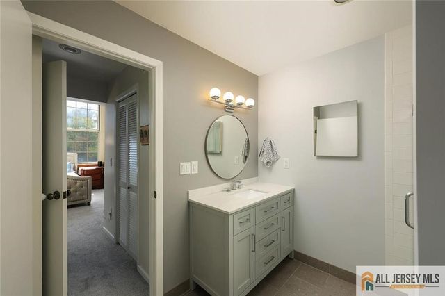 40 Washington Avenue 13, Milltown, NJ 08850