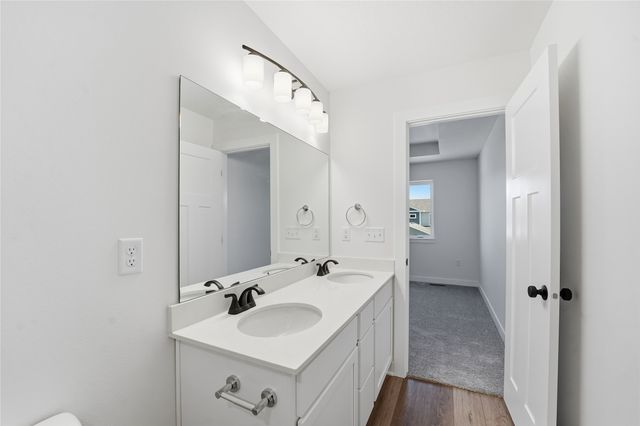 230 NW Waverly Drive, Waukee, IA 50263