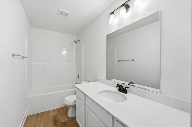 230 NW Waverly Drive, Waukee, IA 50263