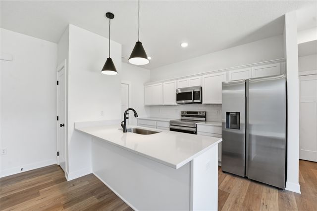 230 NW Waverly Drive, Waukee, IA 50263