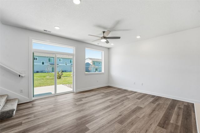 230 NW Waverly Drive, Waukee, IA 50263