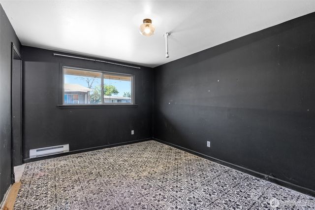 223 Carswell Drive, Moses Lake, WA 98837