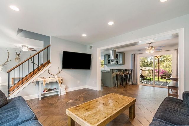 13001 Shady Drive, Grand Bay, AL 36541