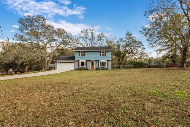 13001 Shady Drive, Grand Bay, AL 36541