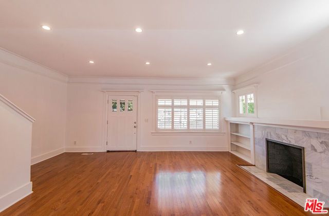 4530 W Washington Boulevard, Los Angeles, CA 90016