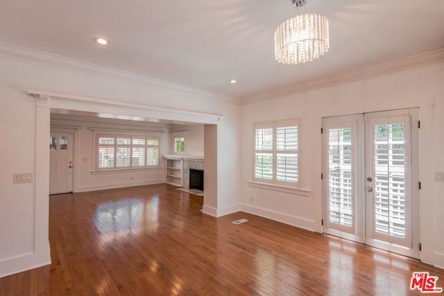 4530 W Washington Boulevard, Los Angeles, CA 90016