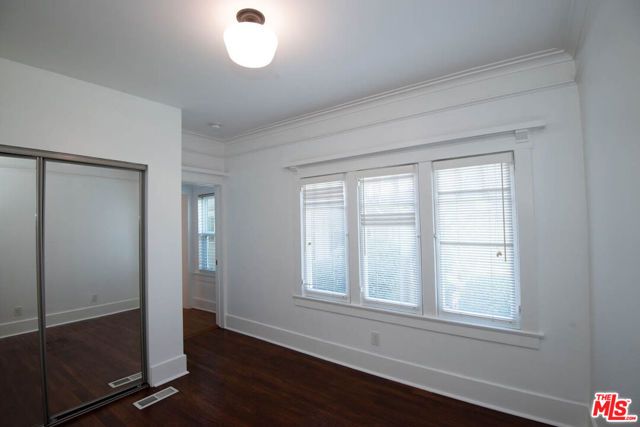 4530 W Washington Boulevard, Los Angeles, CA 90016