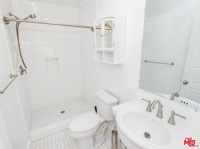 4530 W Washington Boulevard, Los Angeles, CA 90016