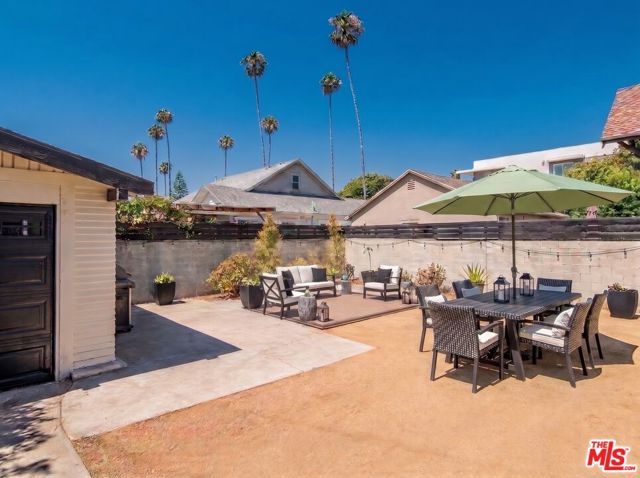 4530 W Washington Boulevard, Los Angeles, CA 90016