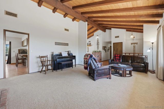 19525 Casner Rd, Ramona, CA 92065