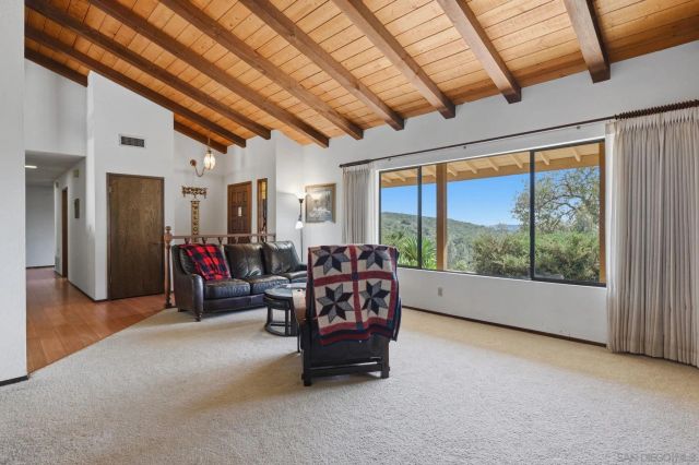 19525 Casner Rd, Ramona, CA 92065