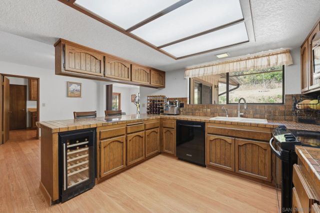 19525 Casner Rd, Ramona, CA 92065