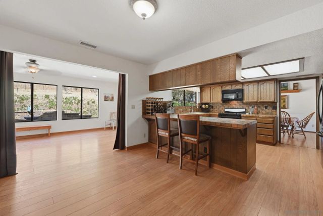 19525 Casner Rd, Ramona, CA 92065