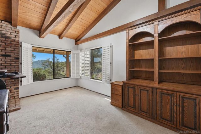 19525 Casner Rd, Ramona, CA 92065