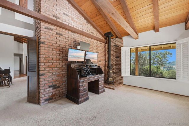 19525 Casner Rd, Ramona, CA 92065