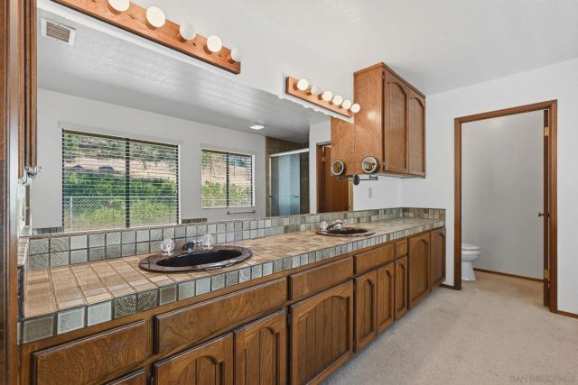 19525 Casner Rd, Ramona, CA 92065