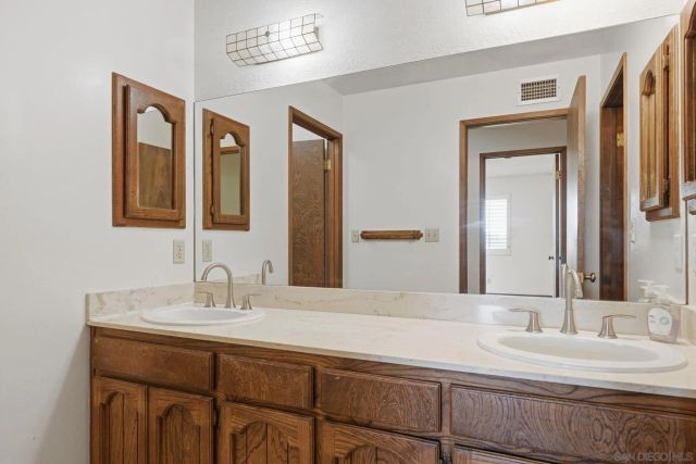 19525 Casner Rd, Ramona, CA 92065