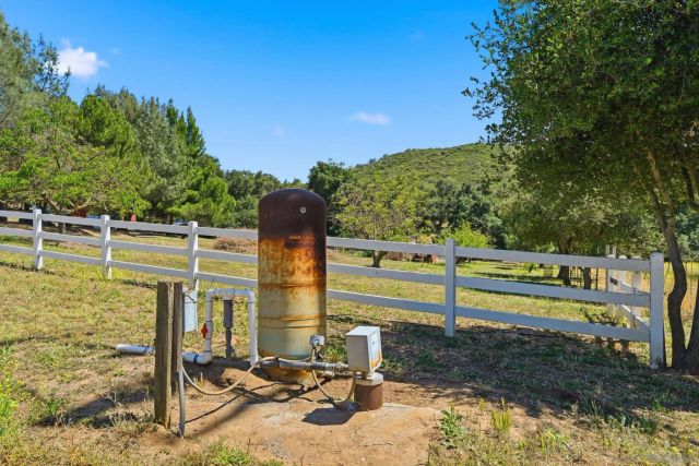 19525 Casner Rd, Ramona, CA 92065