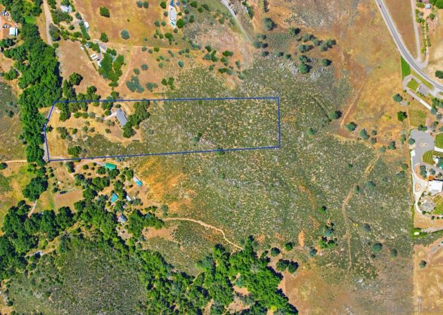 19525 Casner Rd, Ramona, CA 92065