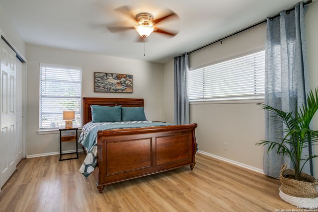 111 Warwich, San Antonio, TX 78216