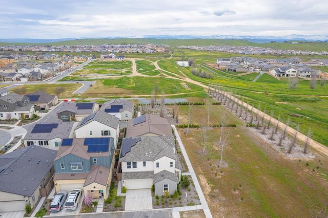 849 Livio Way, Madera, CA 93636