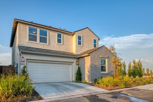 849 Livio Way, Madera, CA 93636