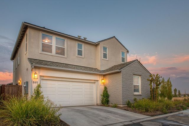 849 Livio Way, Madera, CA 93636