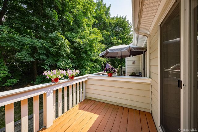 103 Crystal Hill Lane, Poughkeepsie, NY 12603