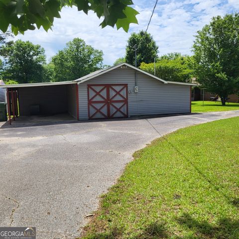 401 Crestview Lane, Valley, AL 36854