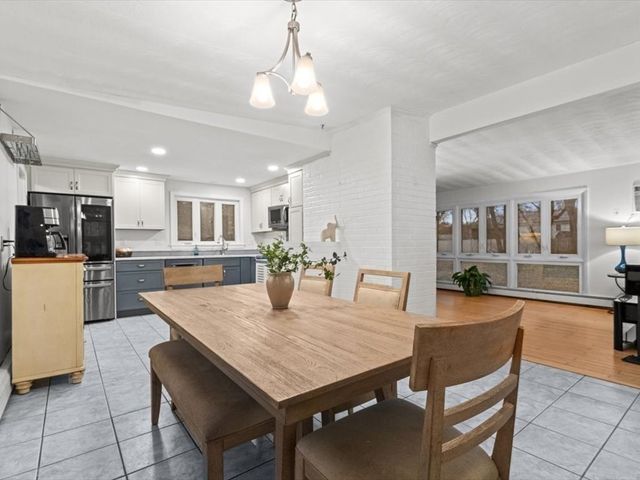 15 Rosslare Rd, Framingham, MA 01701